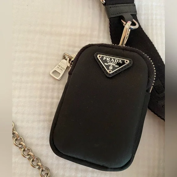 Prada Nylon Re-edition 2005 Shoulder Bag black - Picture 4 of 16